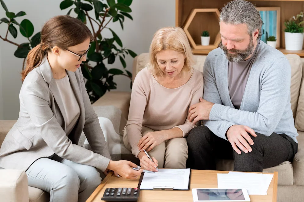 Final Expense Insurance Guide 2025 | Costs, Benefits & Best Providers